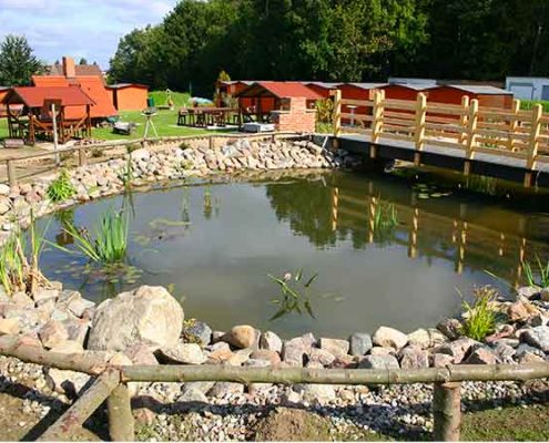 Teich und Festwiese